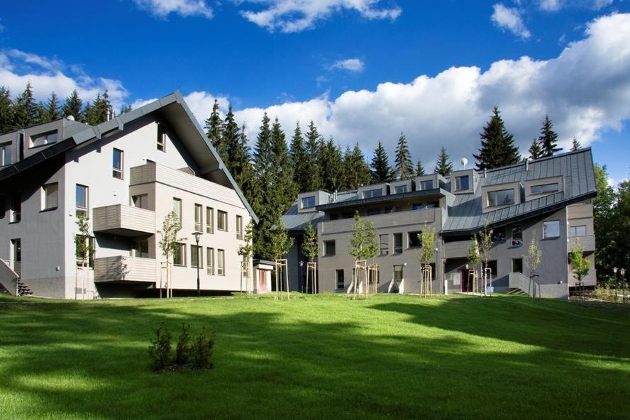 Harrachov Resident Apartments "Terrace & Chill" - High Speed Wifi, Smart Tv, Netflix, Disney Plus Экстерьер фото